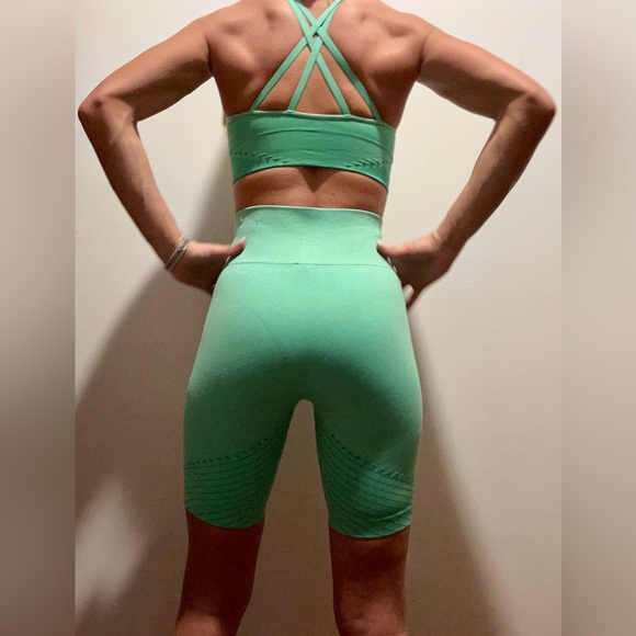 JOY•LAB - Picture 2 of 4